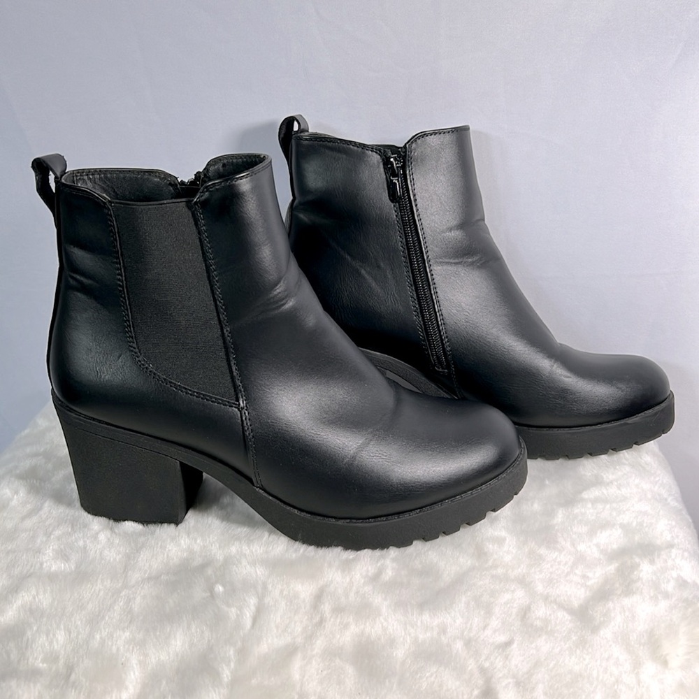 Vepose New York Black Chunky Heeled Zip Ankle Combat Moto Boot - Women's 11